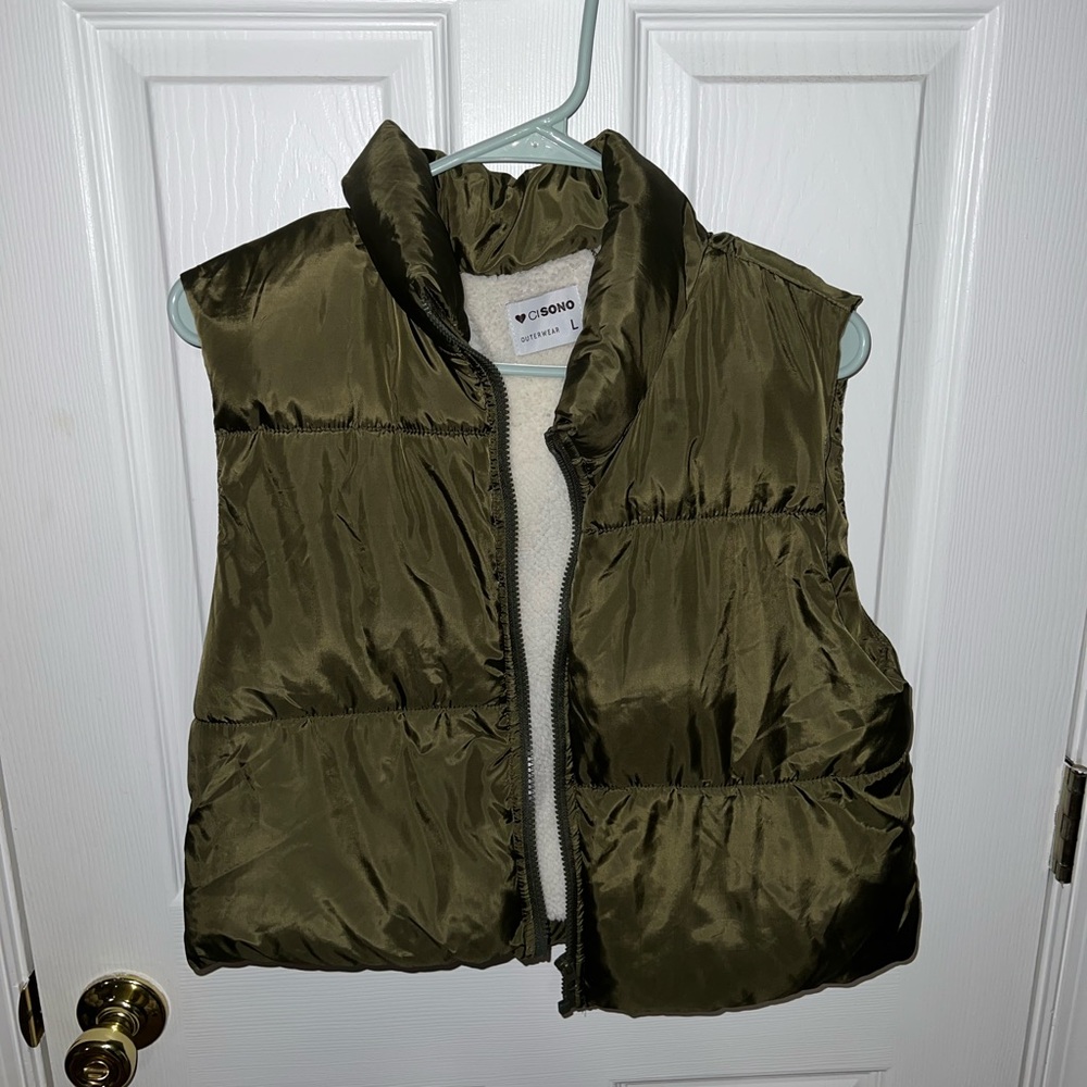Ciso Olive Green Puffer Vest